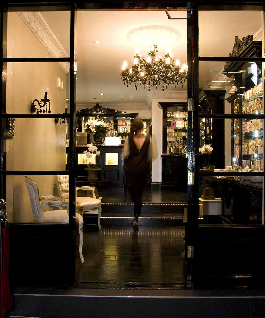 Libertine Parfumerie. Libertine Parfumerie.